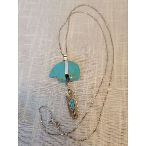Sterling Silver 925 & Turquoise Bear Fetish Pendant Necklace W/ Dangling Feather - Picture 8 of 9